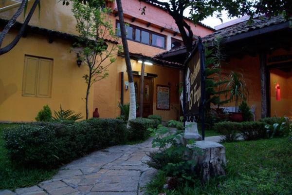 Hotel Plaza Santo Domingo San Cristóbal de Las Casas Extérieur photo