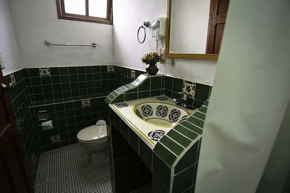 Hotel Plaza Santo Domingo San Cristóbal de Las Casas Extérieur photo