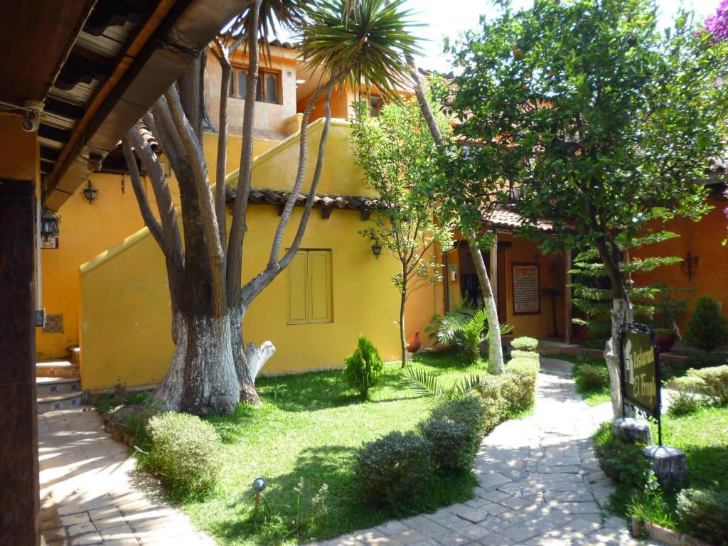 Hotel Plaza Santo Domingo San Cristóbal de Las Casas Extérieur photo